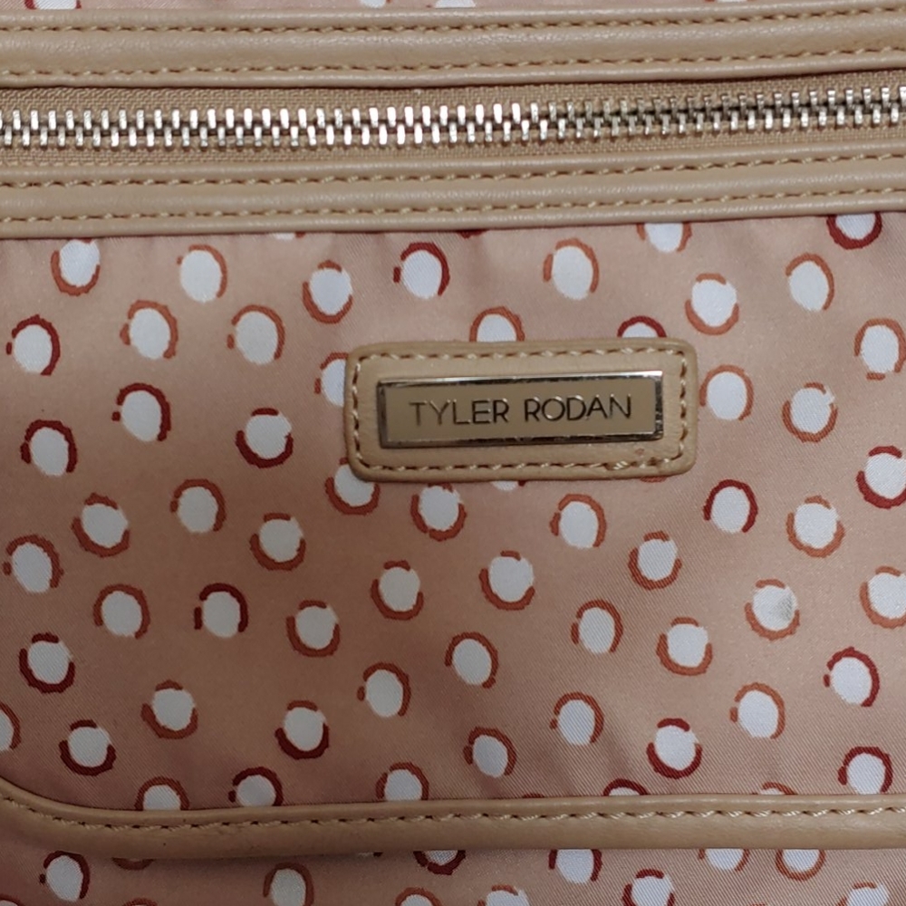 👜 Tyler Rodan Bag - Picture 3 of 11